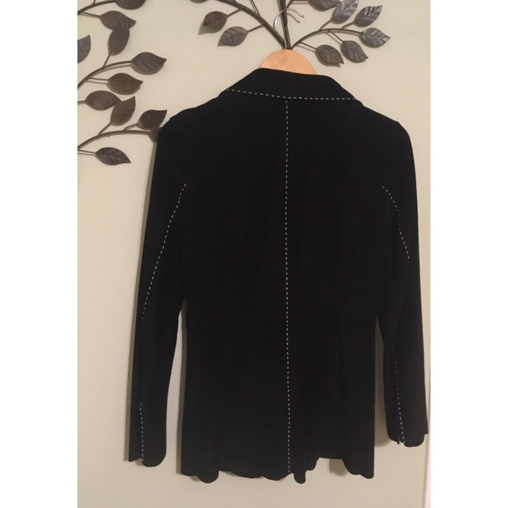 100% Leather Jacket - Picture 2 of 5